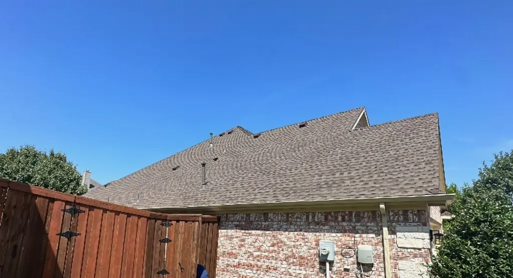 Completed roof replacement project in Jennings